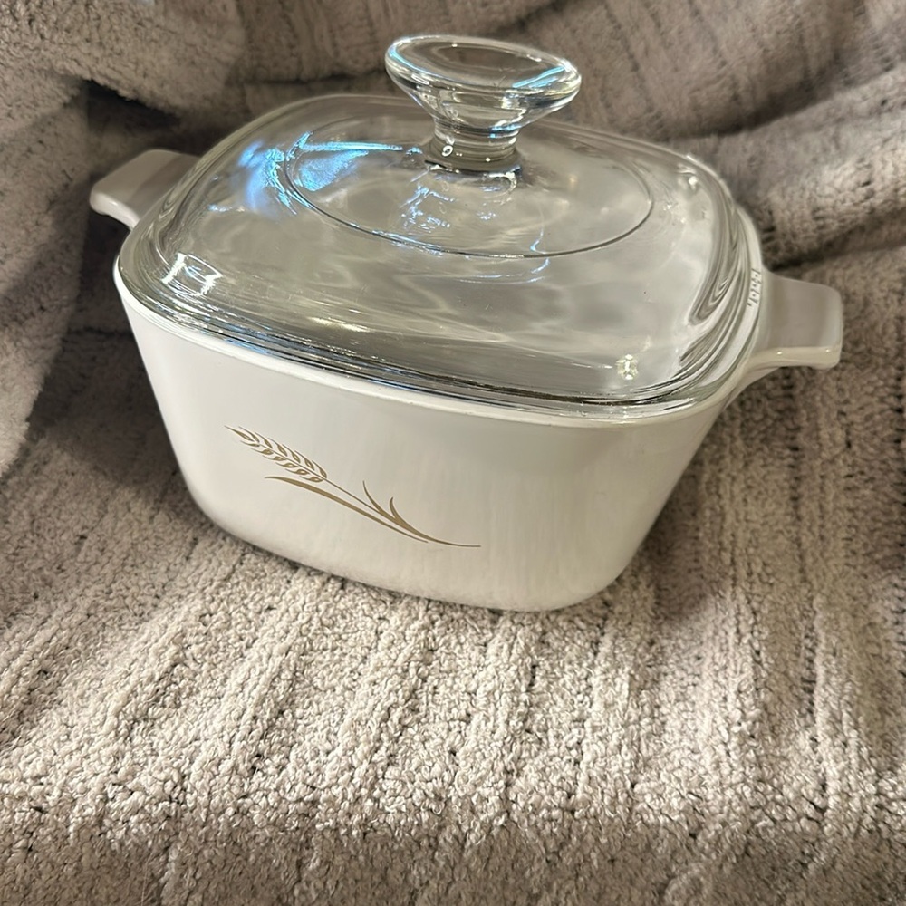 COPY - Vintage Corningware Wheat Stalk Design with Glass Lid